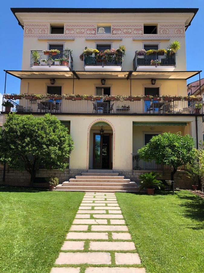 גארדה B&B Villa Dall'Agnola מראה חיצוני תמונה